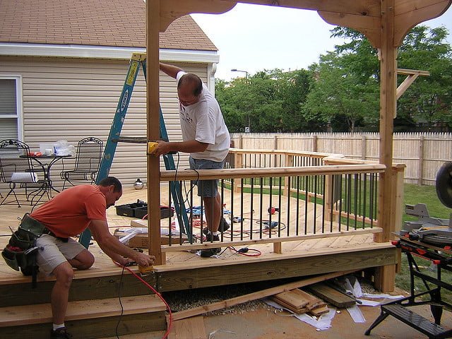 decks contractor